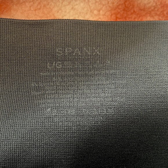 SPANX Camo High Rise Leggings | Size Large - Picture 11 of 13